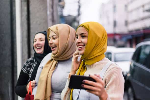 رؤية الميت في المنام يتكلم معك للمتزوجة