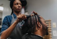 تجهيز صالون حلاقة رجالي